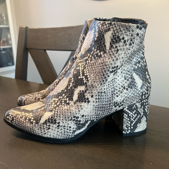 Steve Madden Shoes - Steve Madden Snakeskin Booties